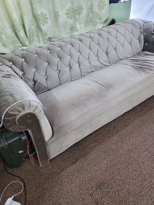 5 seater sofa set in new conditions 0