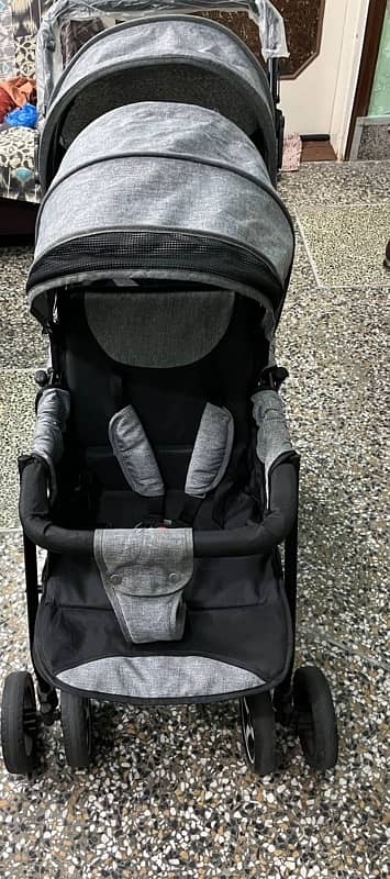 Pram for twins and toddlers 7