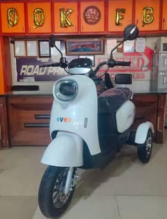 evee 3 wheel ( three wheel ) Electric Scooty