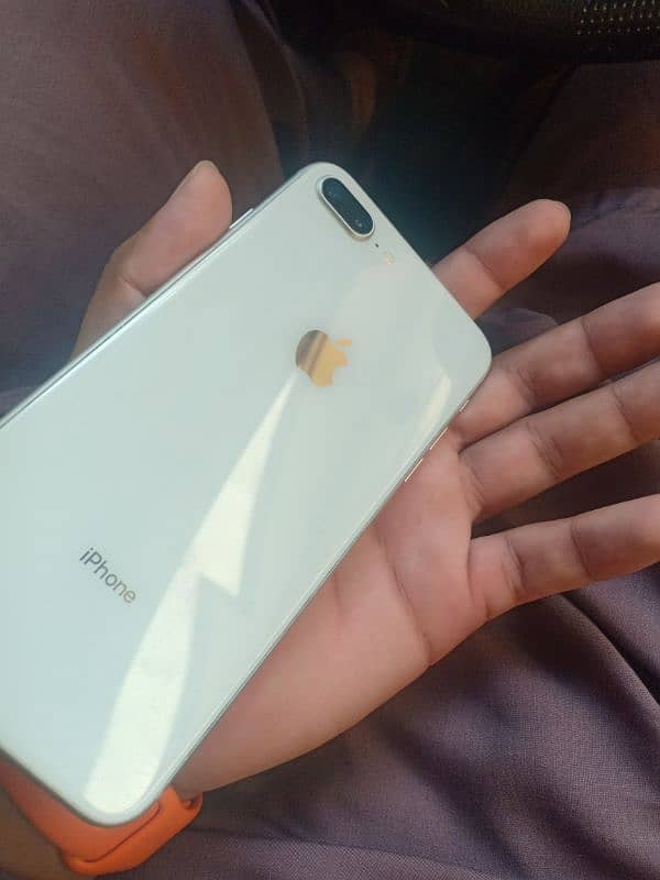 I phone 8 plus 64gb non pta 3