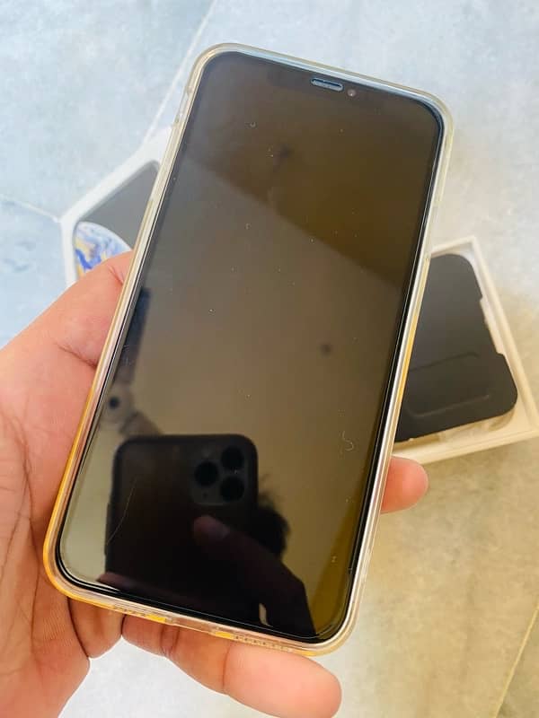 xs max dual approved with box 2