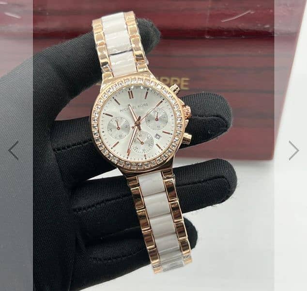 Ladies watch Premium ( Delivery available for all over Pakistan) 2