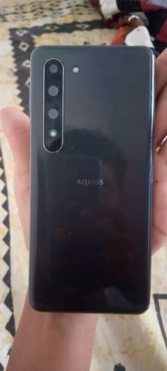 Aqous r5g 12gb/256gb