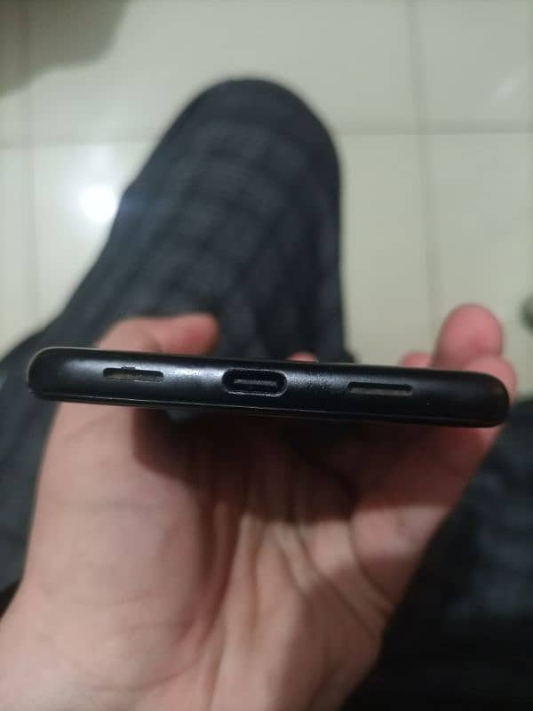 Pixel 4a 5g (official PTA approved) 4