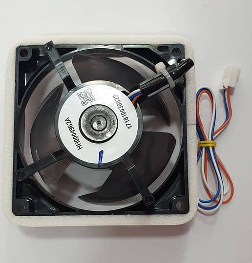 Hitachi Inverter Refrigerator Fan Motor DC Model HH0004140A 0