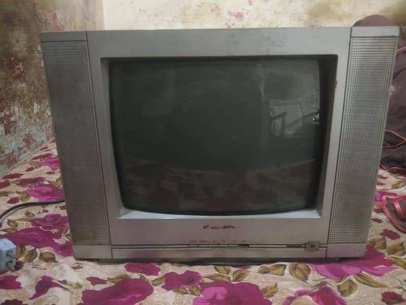 14 inch TV only call and WhatsApp , 03064525835 0