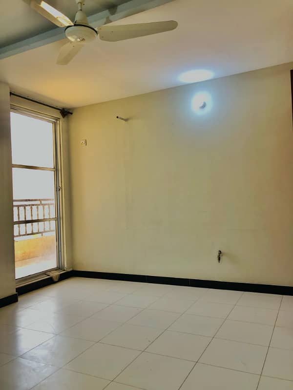 1 Bed Flat For Sale In Classic Centre 3rd Floor, D-17 Islamabad. 3