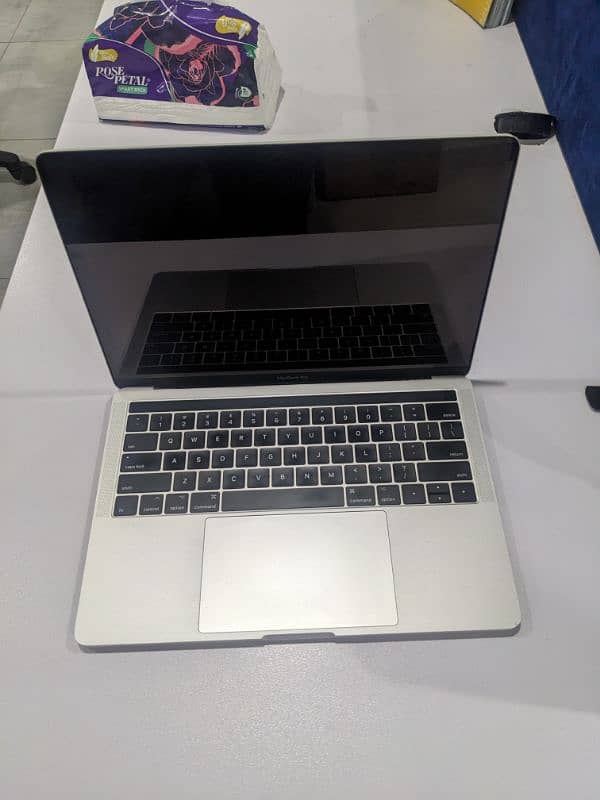 Macbook pro 2016 9