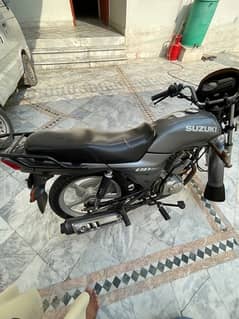 Suzuki GD 110 2016 Grey Color