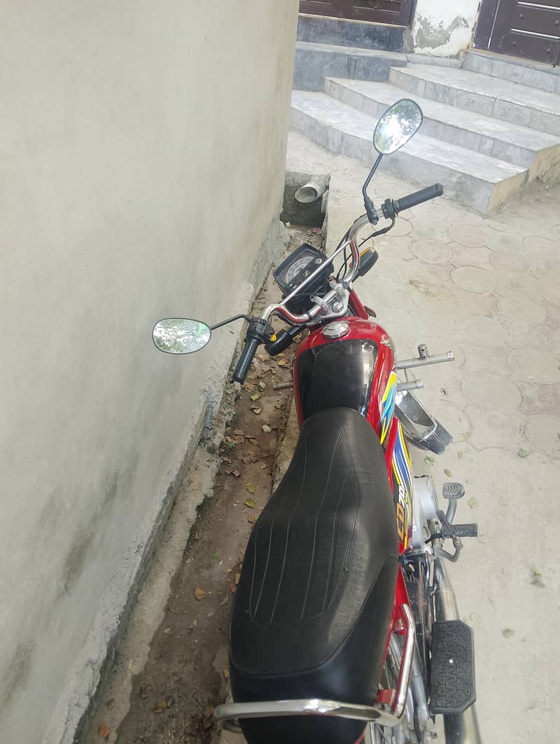 Honda 70 20/21 new condition 1 lac dead final 4