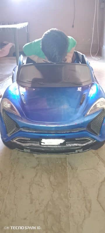 kids car in blue colour Dubai brand 0