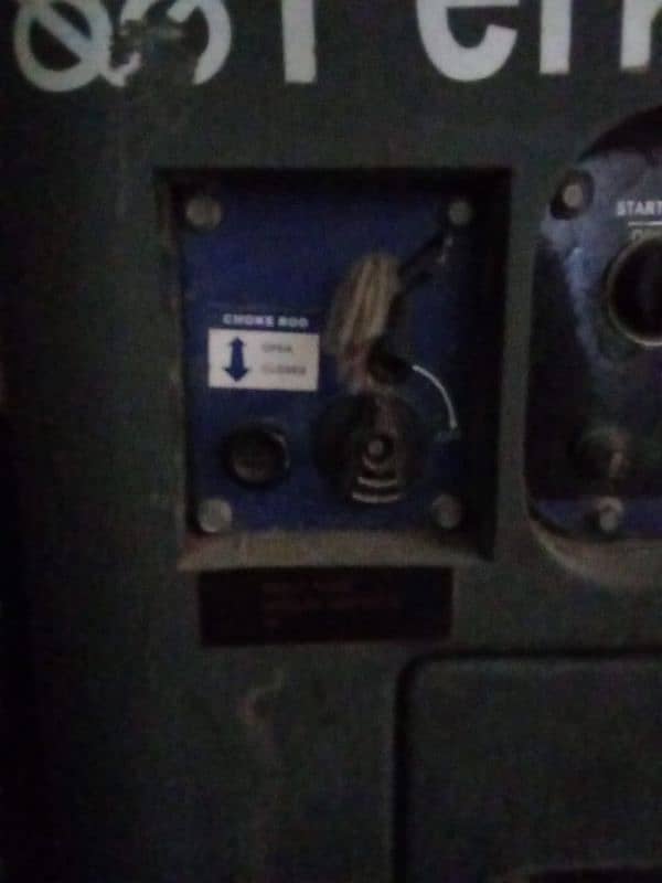 Perkins generator 10 kv Ka hai All ok gass patrol dono pay hai 3