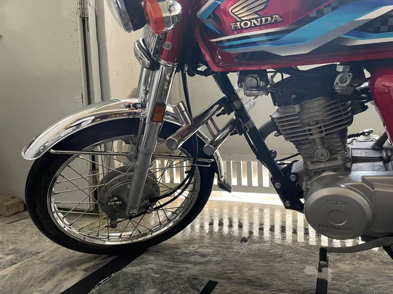 Honda CG 125 2024 6