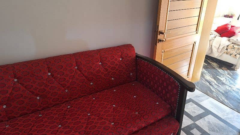 3 seater sofa 2