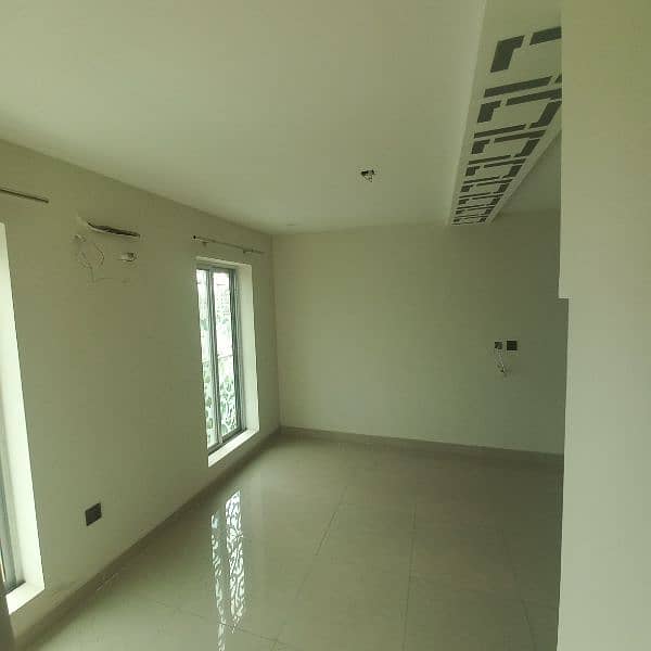 1 Bed Flat For Rent in Bahria Town Lahore 1