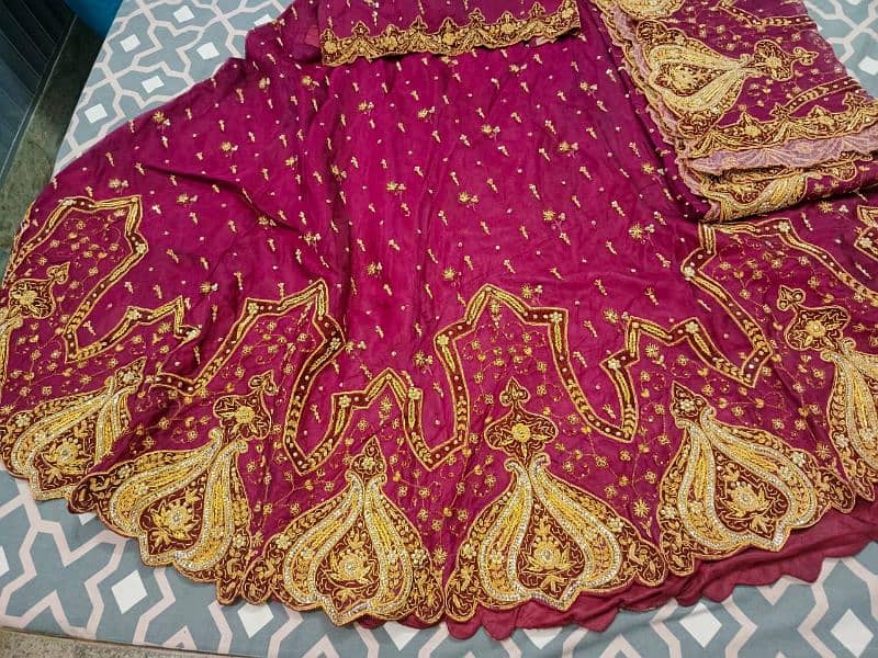 bridal lehnga full new condition only one time wear 4