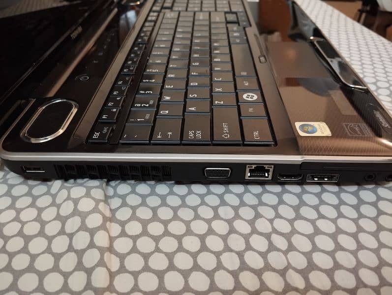 Toshiba laptop 1