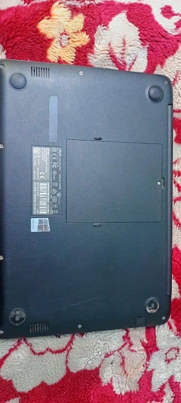 Asus laptop urgent sale 4