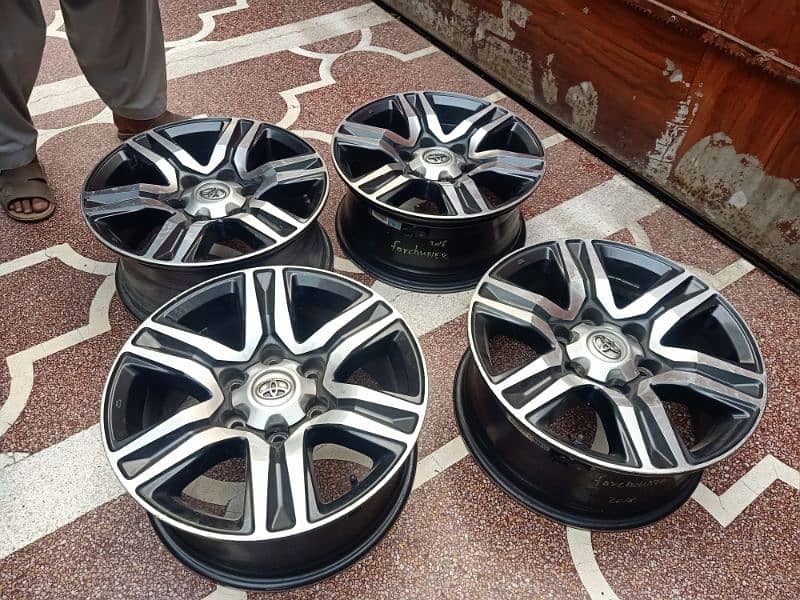 Rims/ Toyota Fortuner/2018 Model/Wheel covers/ wheels cup 0