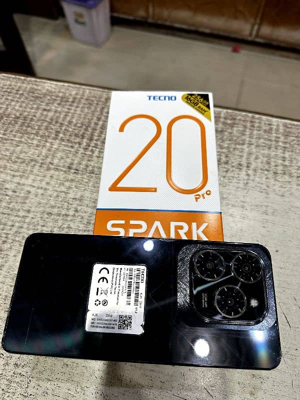 Tecno spark 20 pro 16 GB ram 256GB Room condition 10/10Aurjunt sale 0