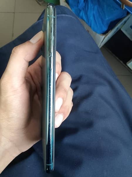 I phone 11 pro max Jv for sale 64 gb 2