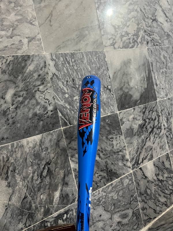 03339165116 wats app or ather call allominuBase ball bat for sell 1500 2