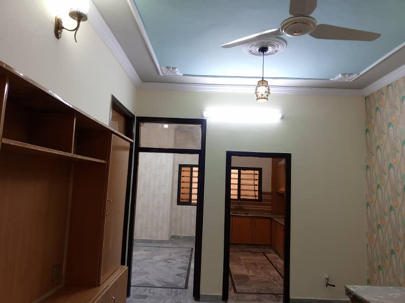 5 Marla double story house is available for sale with all facilities (sui Gas, water boring, 2 electricity meters) 8