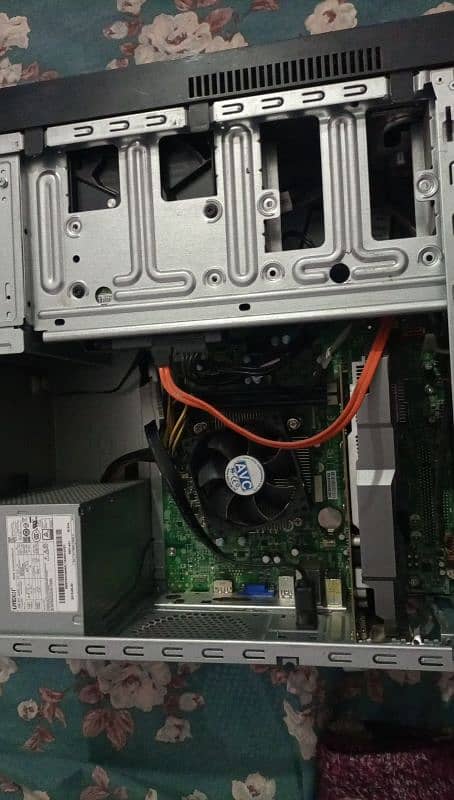 Plug and Play(Complete Gaming Pc For Sale) 3