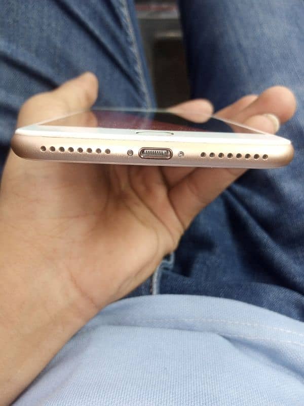 i phone 8 plus 64 GB non pta 3