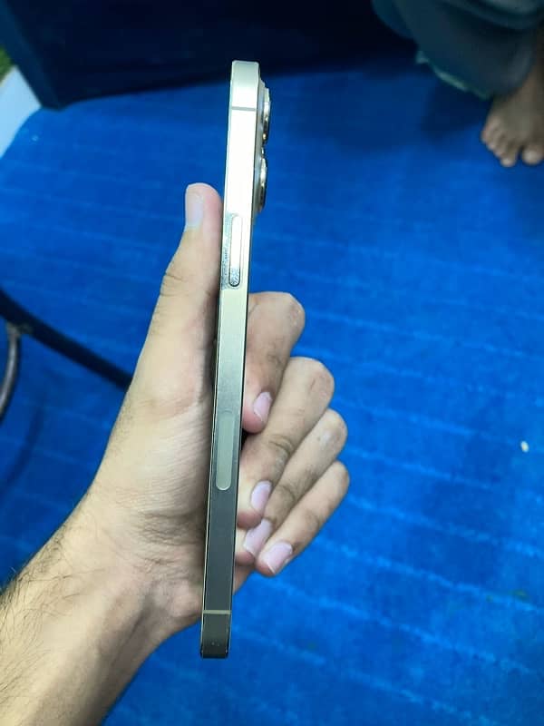 Iphone 13 pro max factory unlock 128gb 3