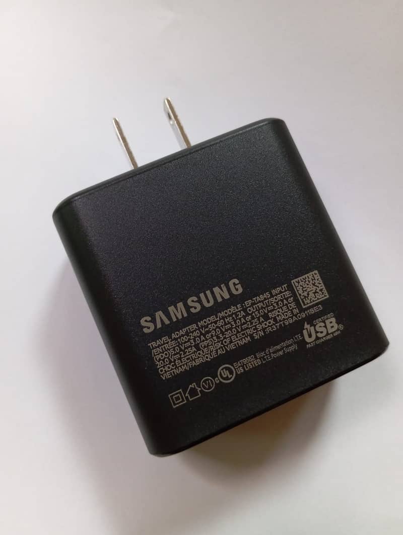 Samsung charger 45w super fast with cable 100% original 1