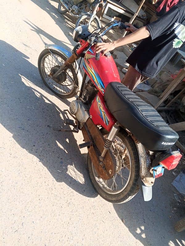 Honda 125 4