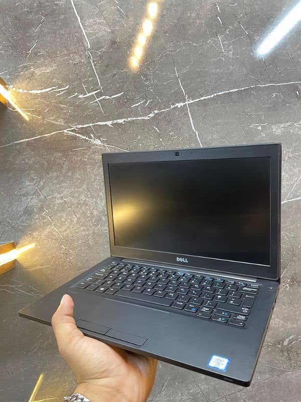 Dell Latitude 7270 1