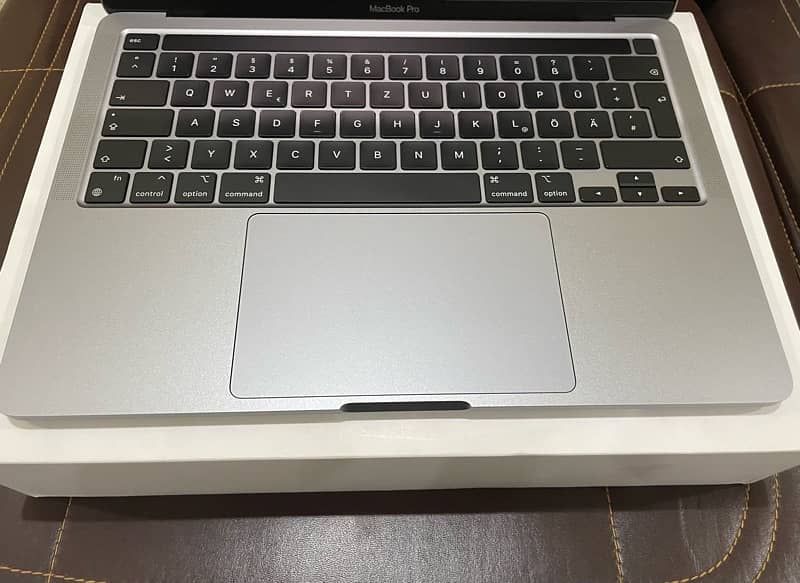 MacBook Pro  M1  2020  8Gb 256Gb 1