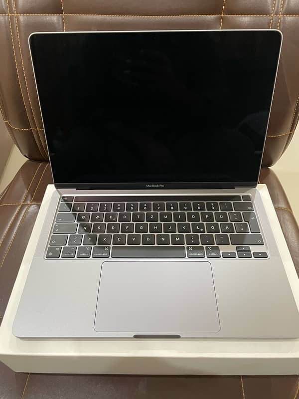 MacBook Pro  M1  2020  8Gb 256Gb 2