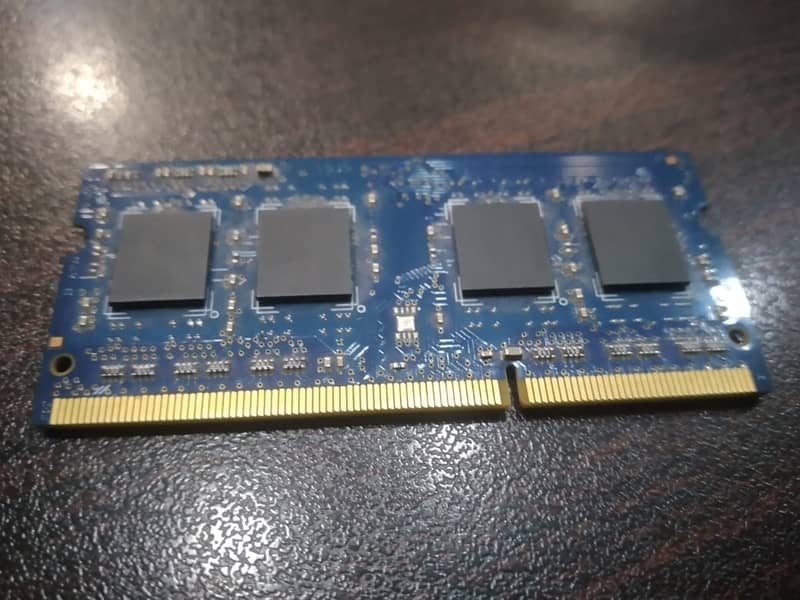 2GM Ram DDR3 1333 Mhz 0