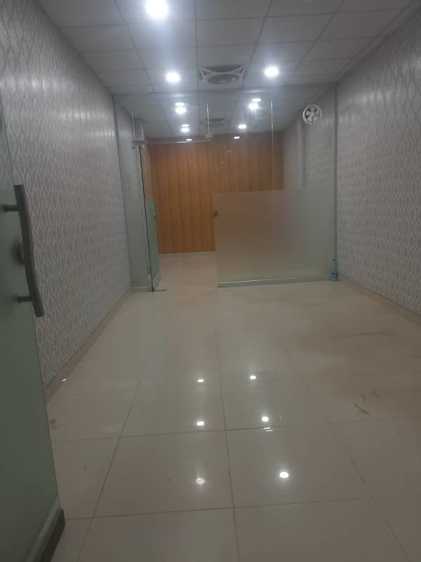 Blue area office 300 square feet for Rent 0