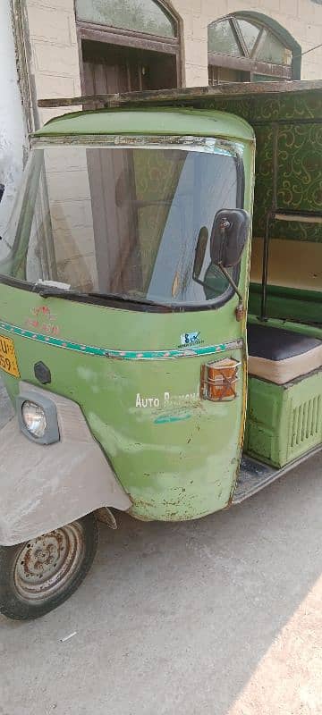 New Asia 4 stroke Auto Rickshaw 0