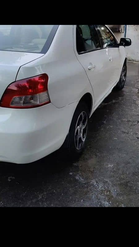 Toyota Vitz 2009 2