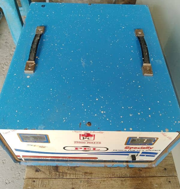 Automatick Stablaizr 20000W 0