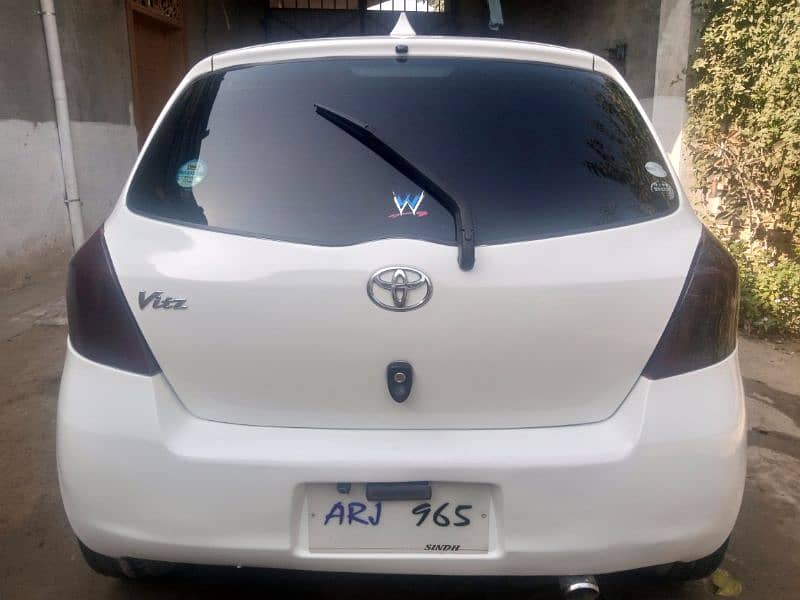 Toyota Vitz 2005 1