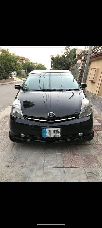 Toyota Prius 2013 UK model London imported car 1