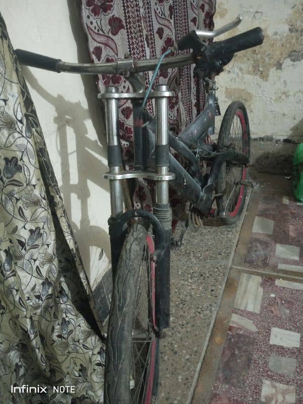 Imported Cycle with Gears And new tyres, tubes with wheely handle. 5