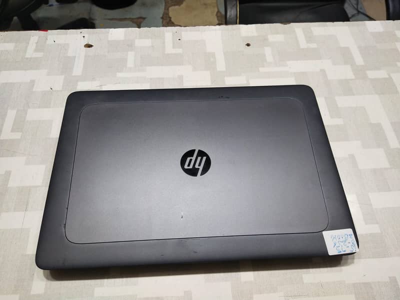 HP zbook 15 G4.256ssd,16GB 5