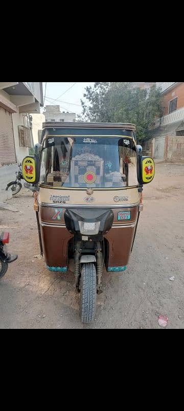 sazgar auto rikshaw 6 seater 0