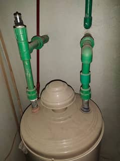 Electric and gas dual used geyser for sale in G13