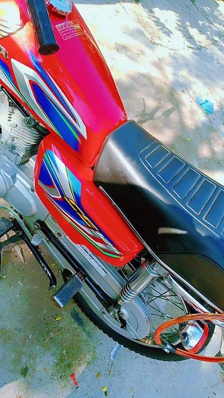 Honda 125 2022/23 model islmabad no first owner 5