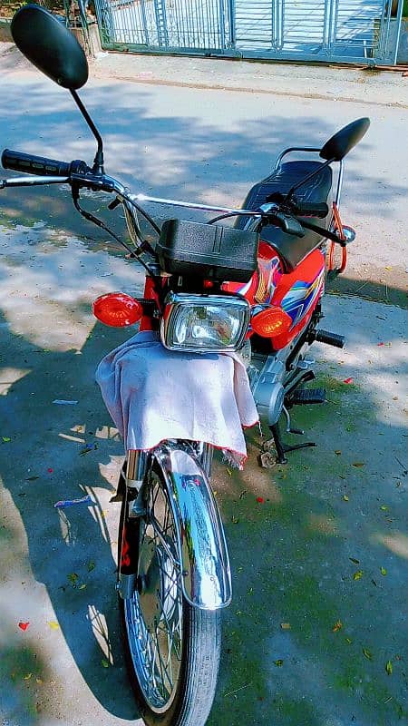 Honda 125 2022/23 model islmabad no first owner 11