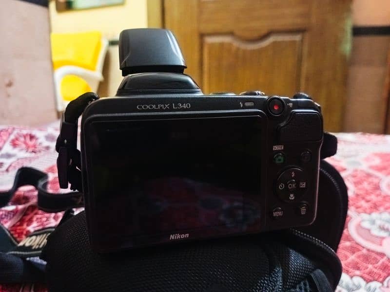 DIGITAL CAMERA LC8 2