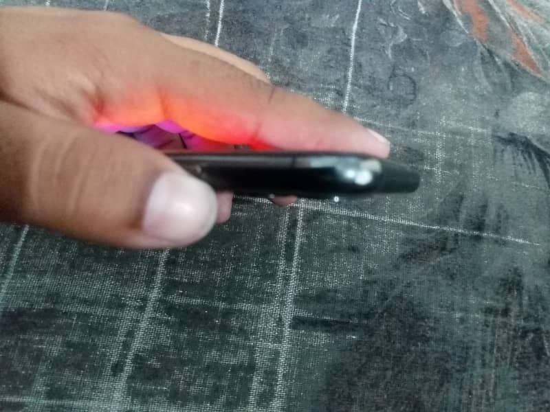 iphone 11 pro PTA Aproved 2